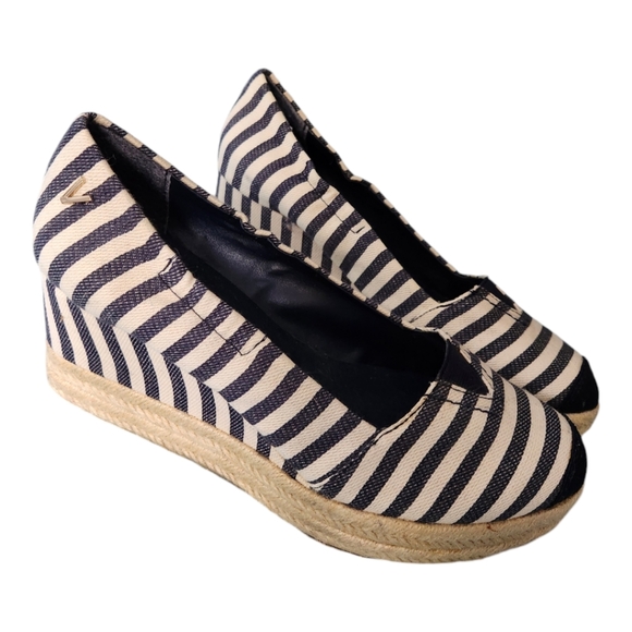 Victor Alfaro Navy & Cream Striped Espadrille Wedges Size 8.5 GUC - Picture 10 of 12